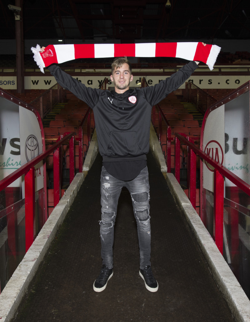 Other image for ‘Good window’ for Reds after six come in and captain is sold